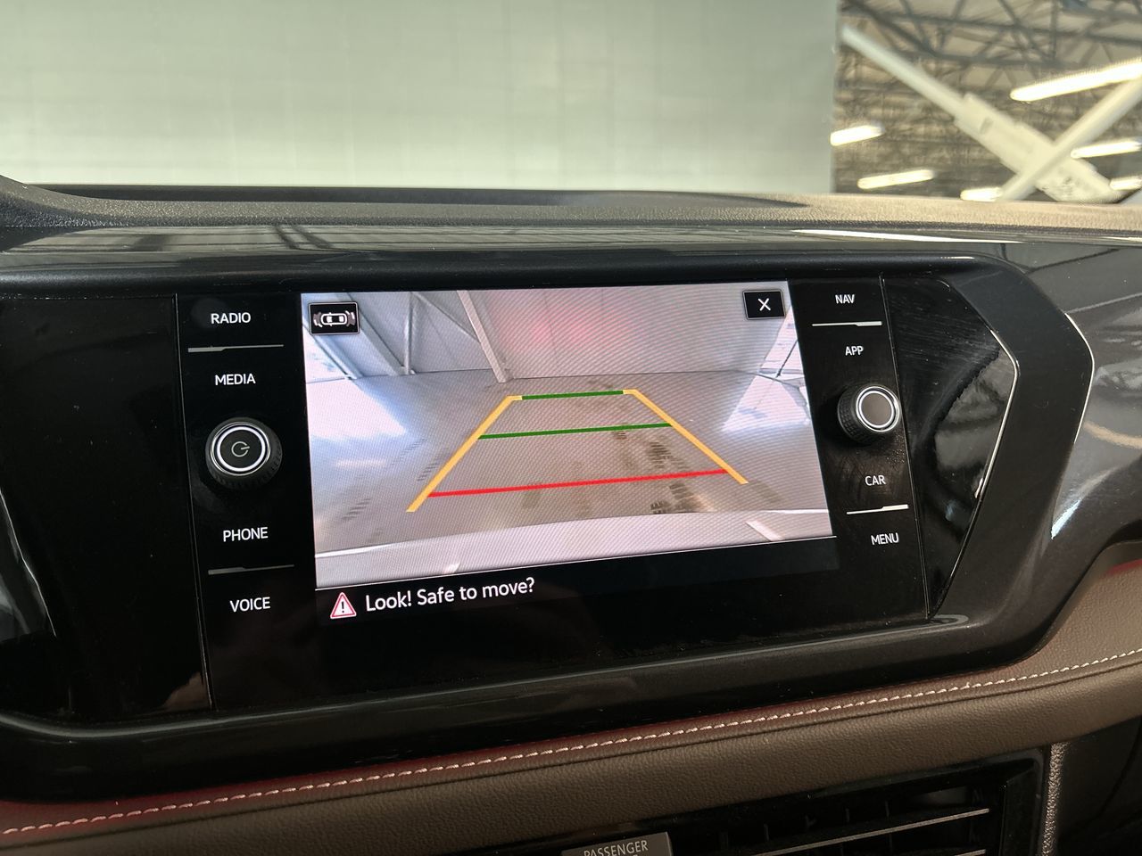 Volkswagen Taos  2024