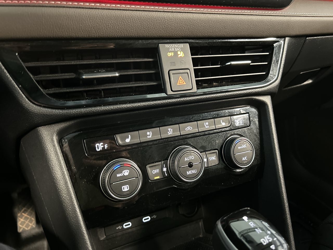 Volkswagen Taos  2024