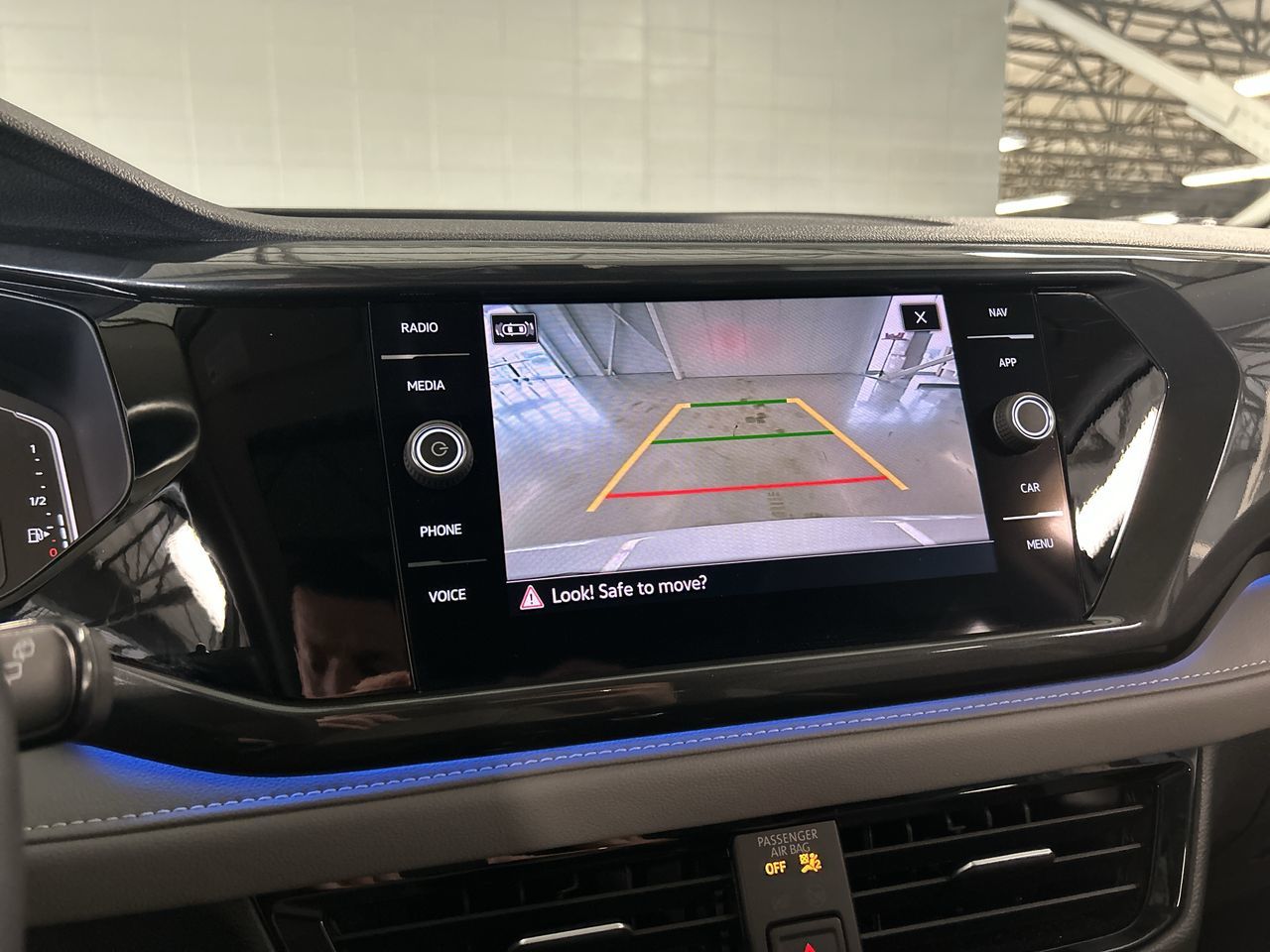 Volkswagen Taos  2024
