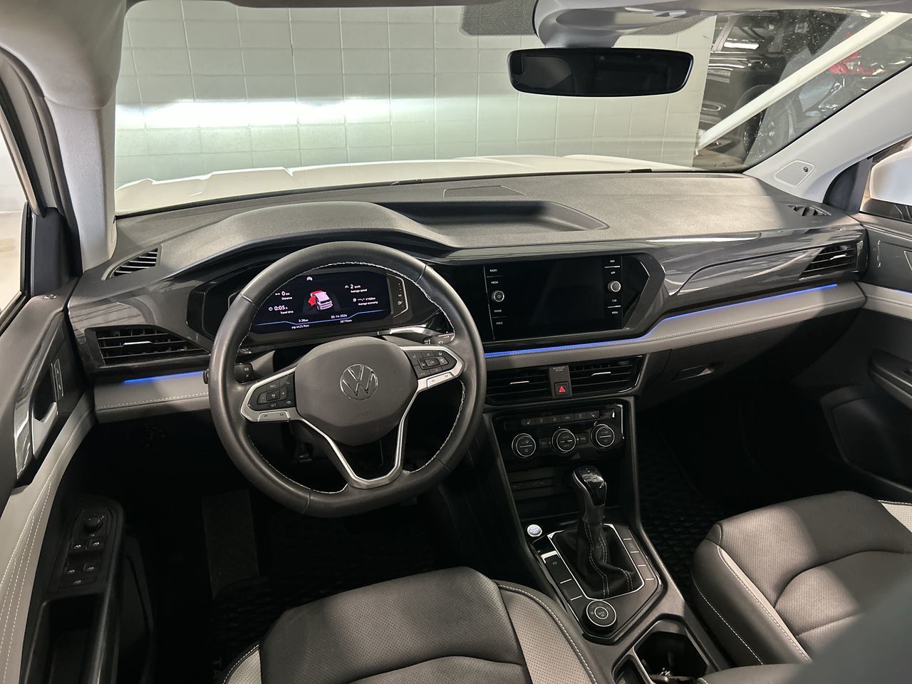 Volkswagen Taos  2024