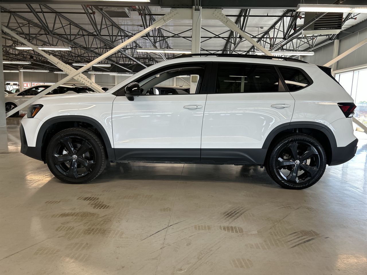 Volkswagen Taos  2025