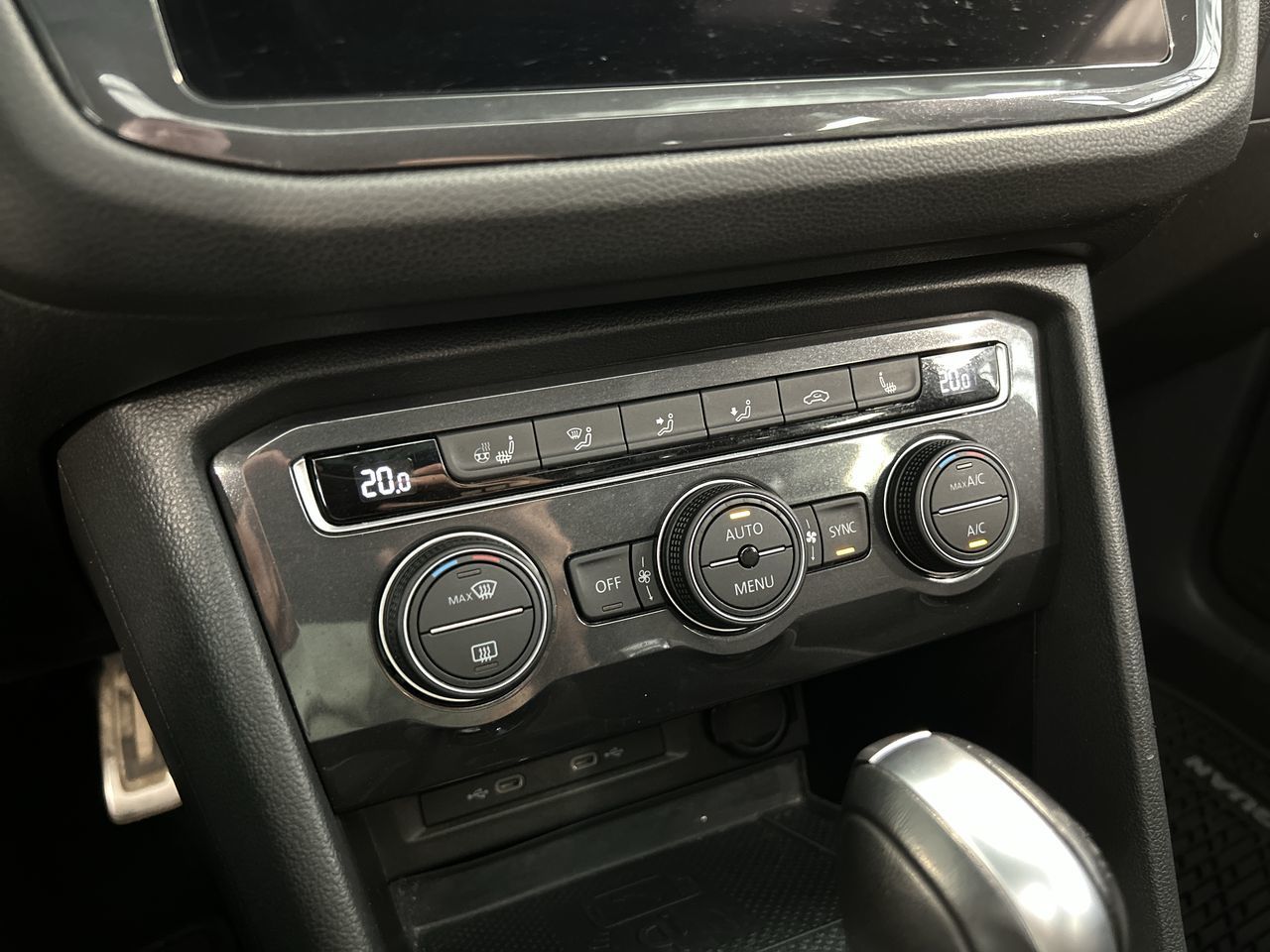 2021 Volkswagen Tiguan in Dorval, Quebec