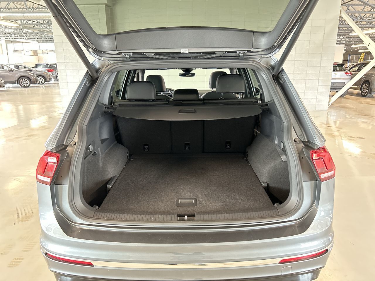 2021 Volkswagen Tiguan in Dorval, Quebec
