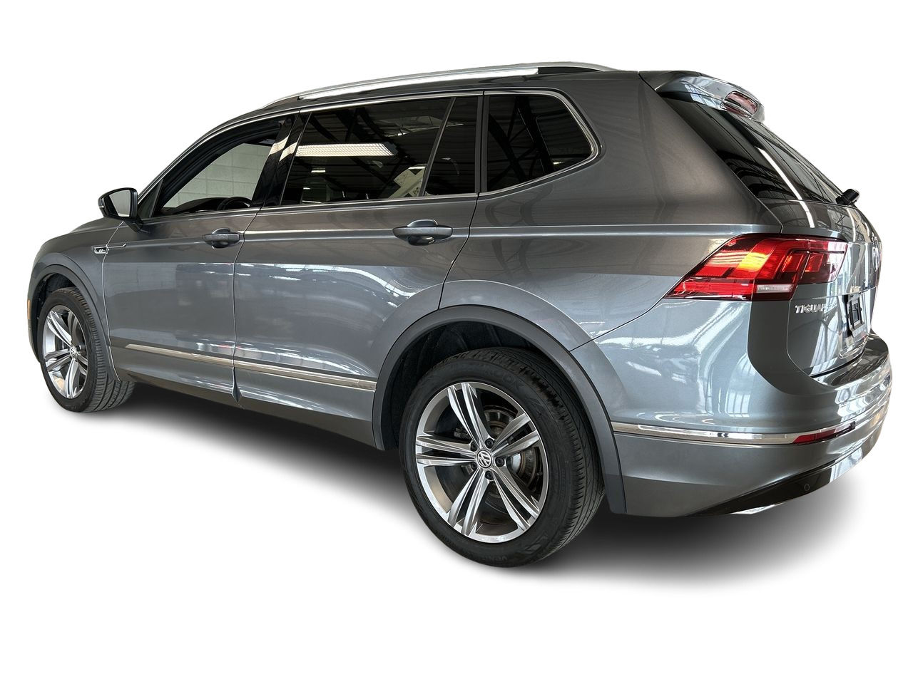 2021 Volkswagen Tiguan in Dorval, Quebec