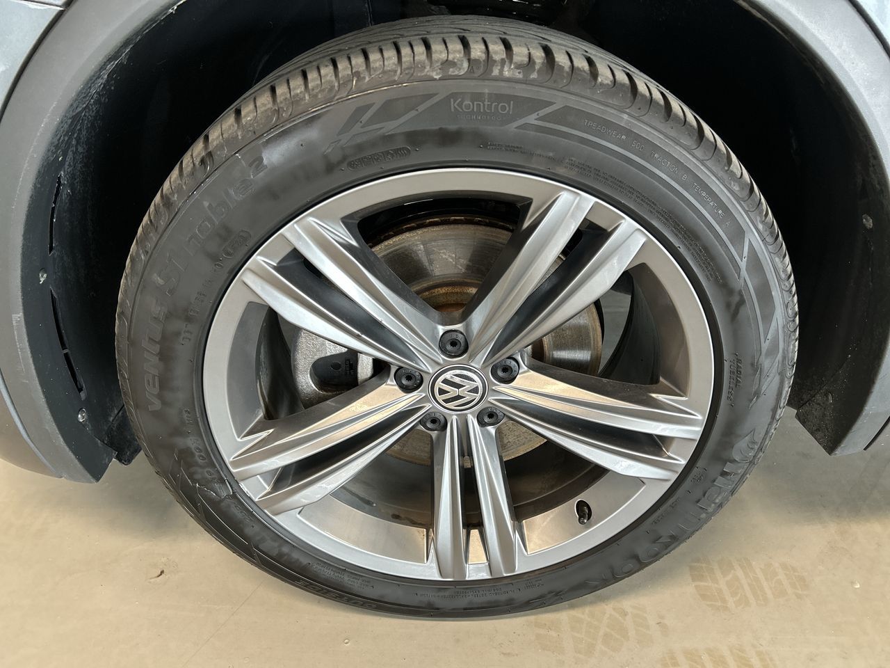 2021 Volkswagen Tiguan in Dorval, Quebec