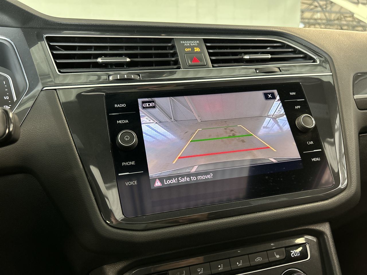 2021 Volkswagen Tiguan in Dorval, Quebec