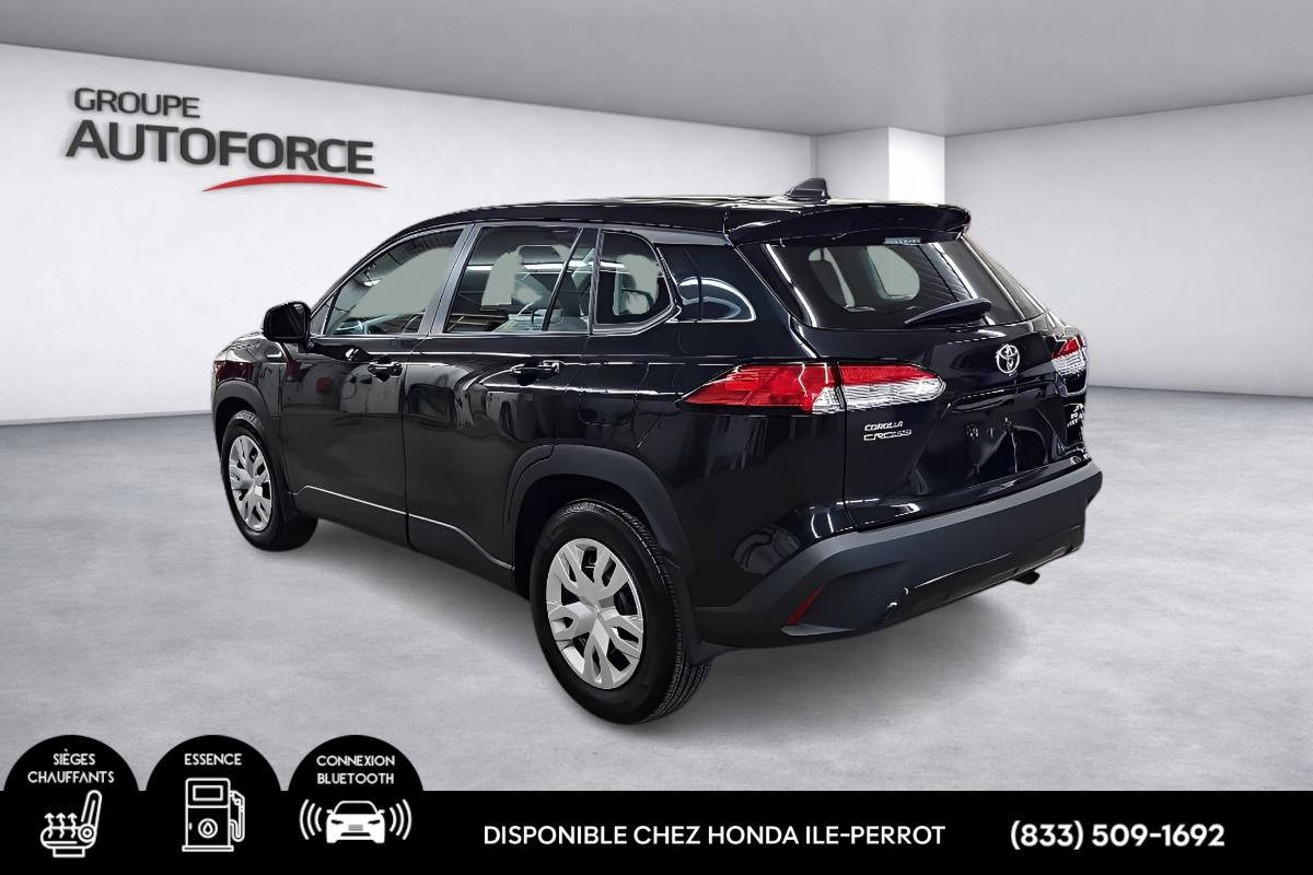 Photo 2023 Toyota Corolla Cross L #6