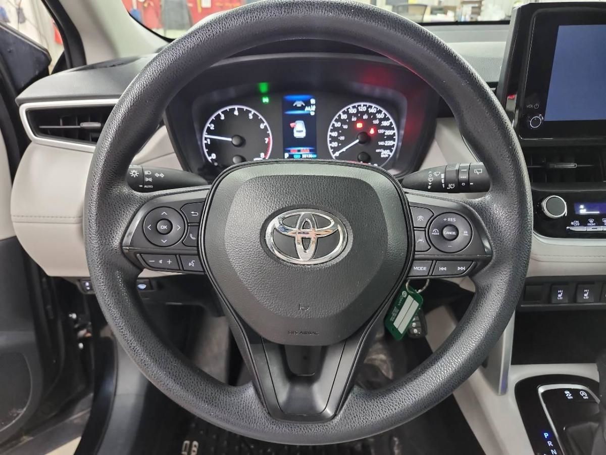 Photo 2023 Toyota Corolla Cross L #7