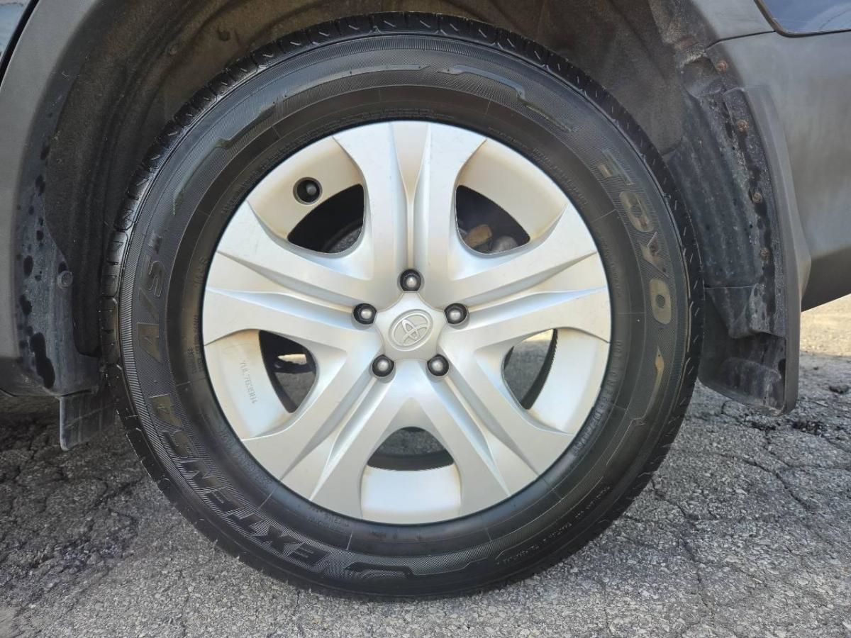 Photo Toyota RAV4 LE 2013 #7