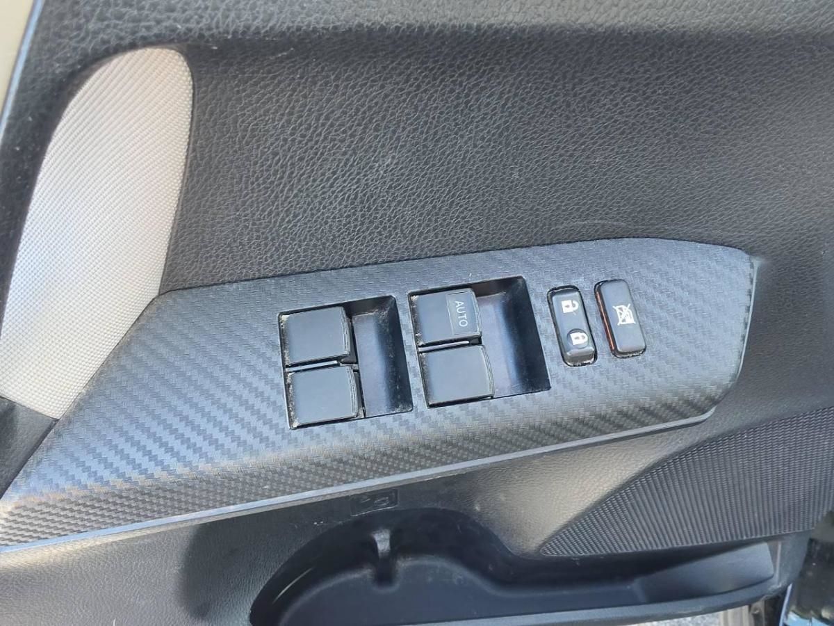 Photo Toyota RAV4 LE 2013 #8