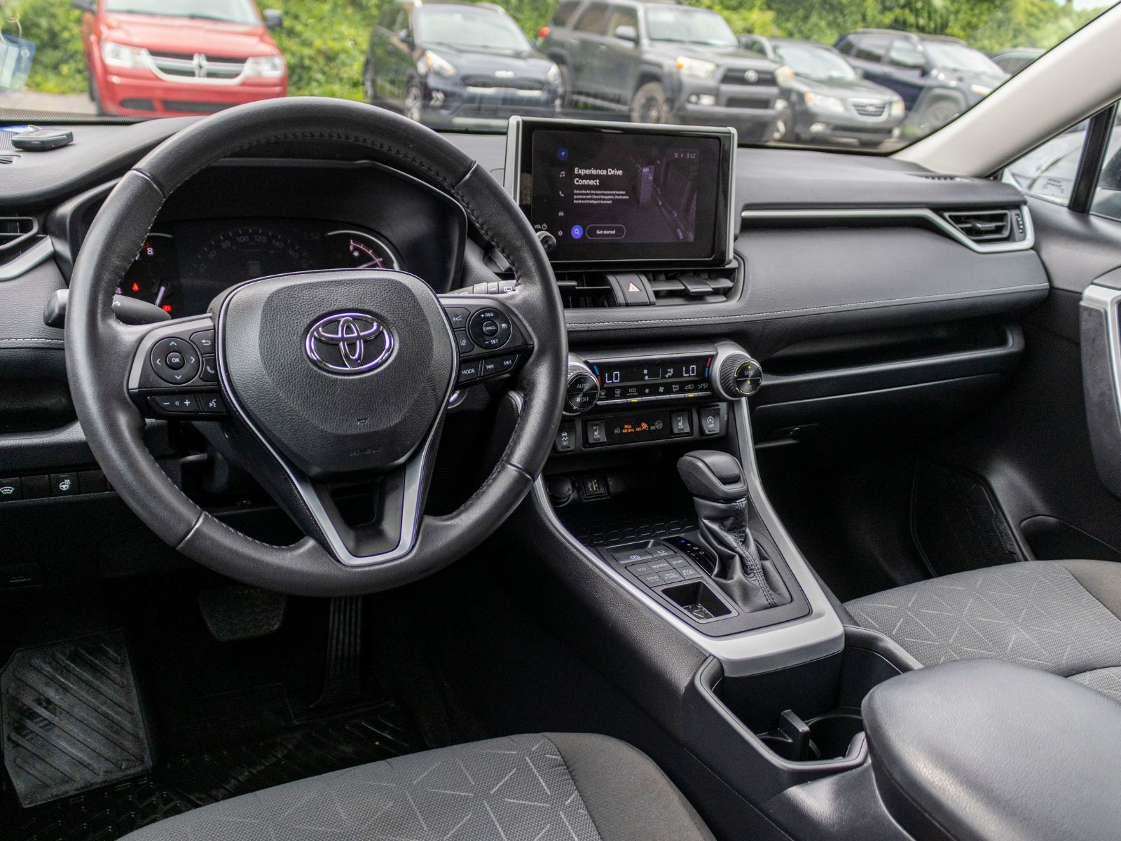 Photo 2025 Toyota RAV4 XLE AWD **JAMAIS ACCIDENTÉ+TOIT+CARPLAY+MAG** #7