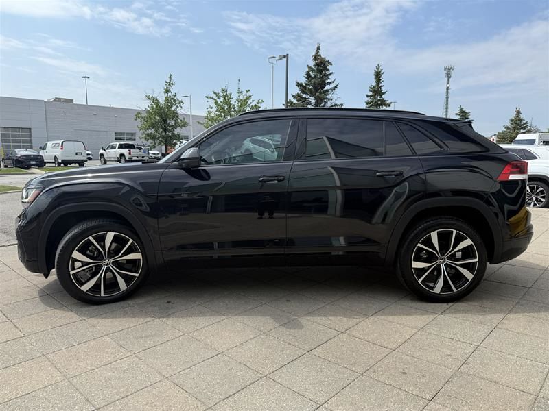 Photo 2021 Volkswagen Atlas Cross Sport Execline 2.0T 8sp at w/Tip 4MOTION #4