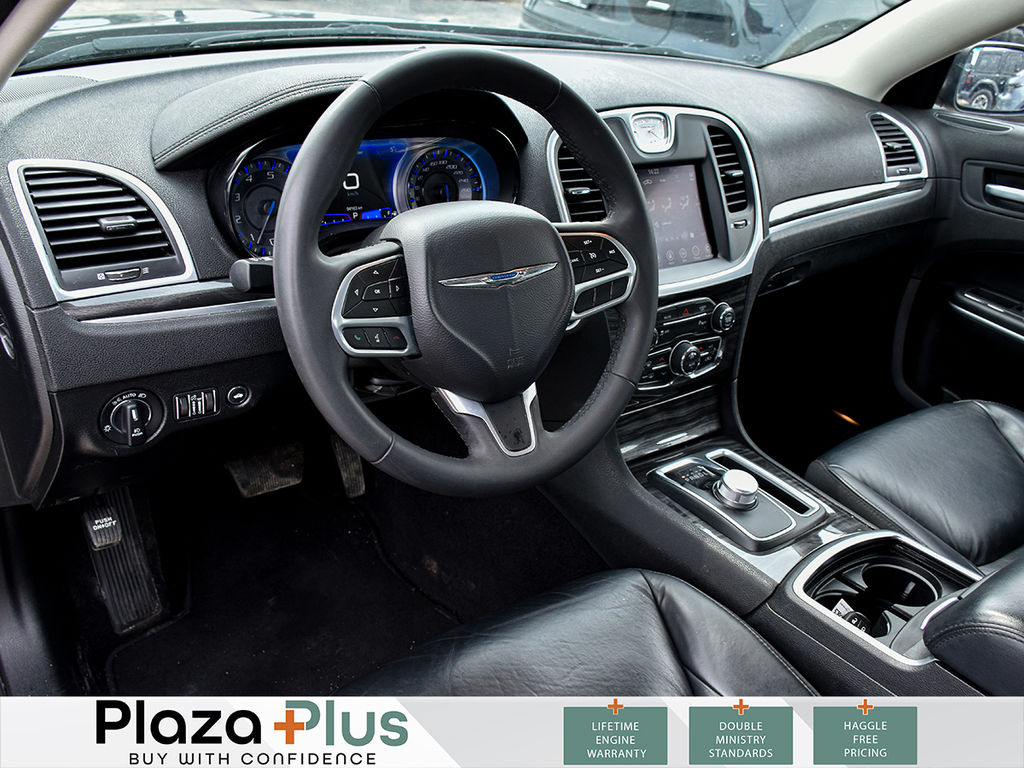 2022 Chrysler 300 Touring L HEATED LEATHER | APPLE CARPLAY ANDROID AUTO | REMOTE START | AWD