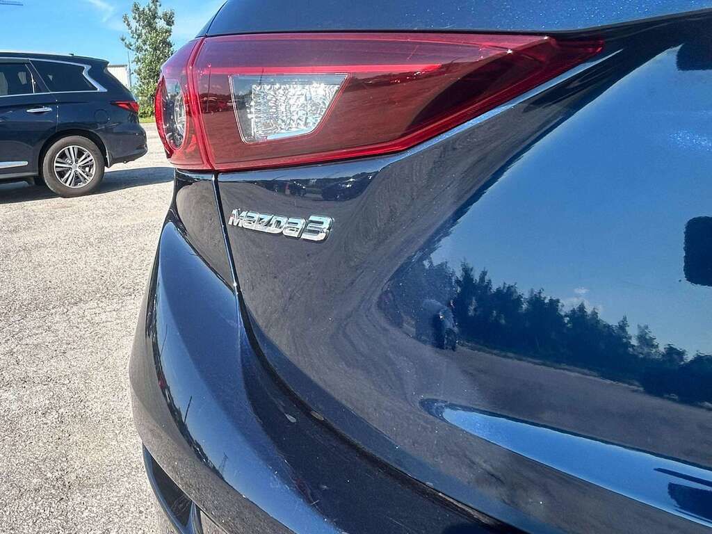 Photo 2018 Mazda Mazda3 GS #5