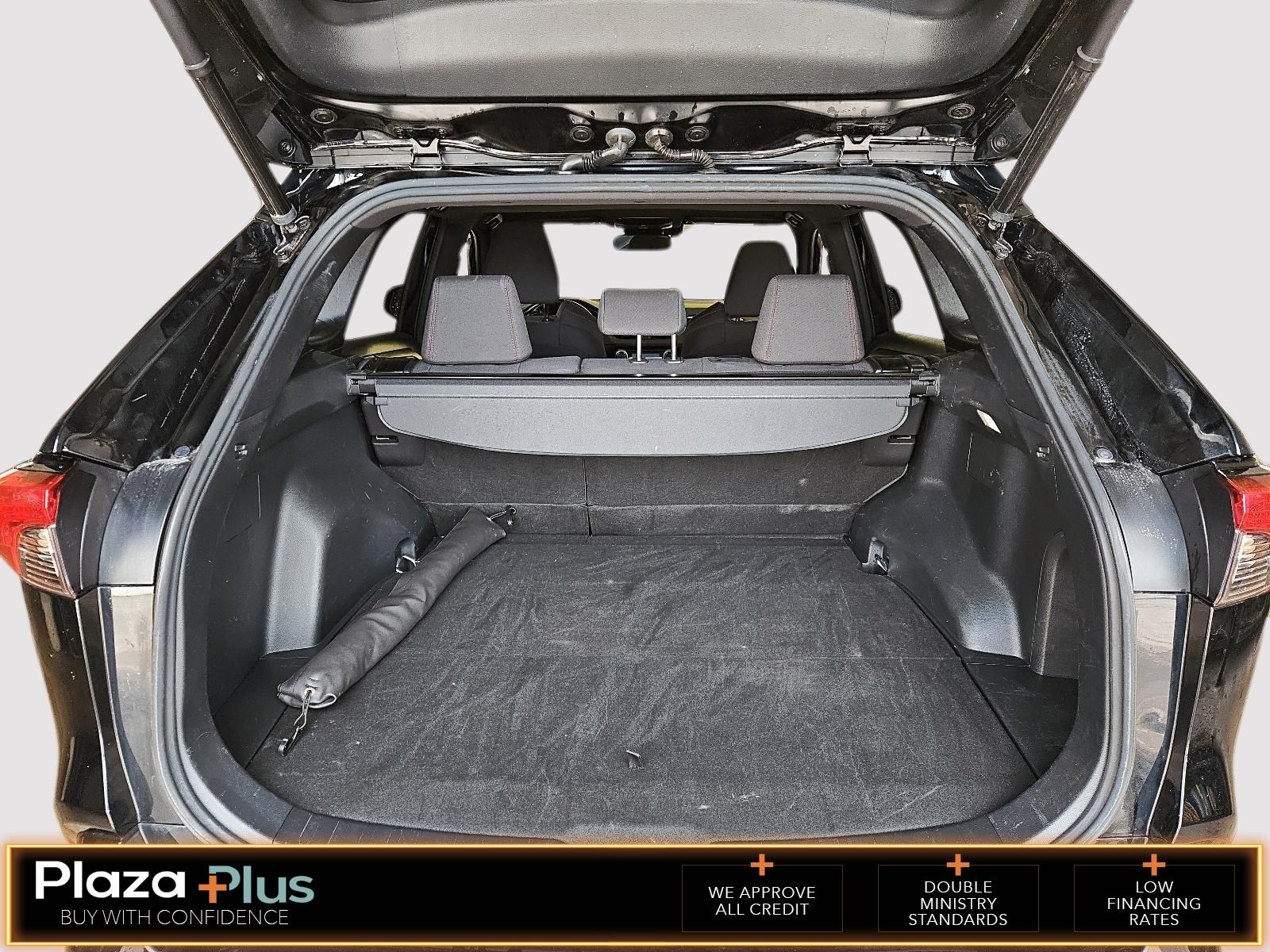 Photo 2023 Toyota RAV4 Prime SE #6