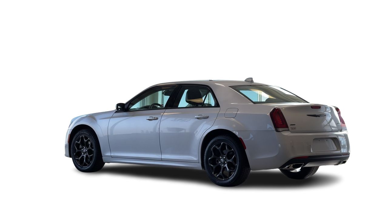 Chrysler 300  2023 à Regina, Saskatchewan