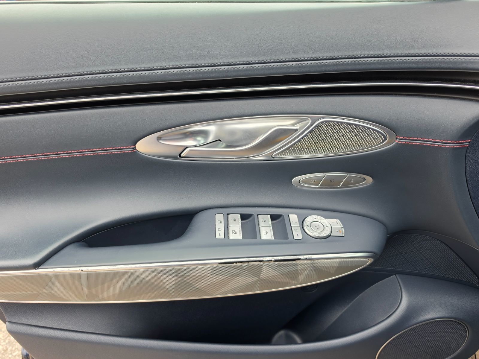 2022 GENESIS GV70 in Regina, Saskatchewan
