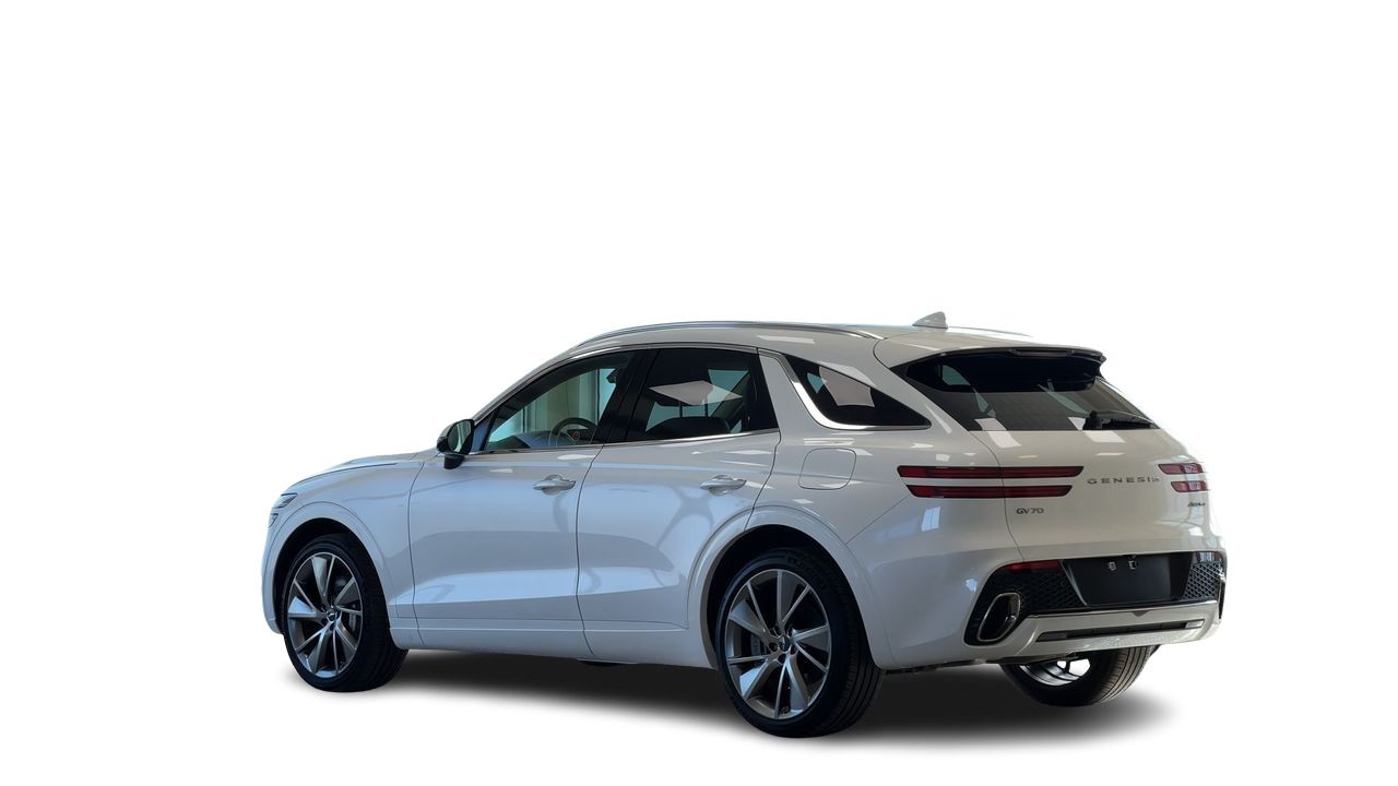 2025 GENESIS GV70