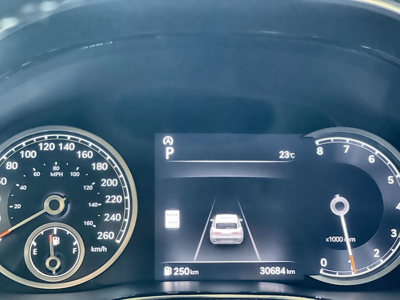 2025 GENESIS GV70