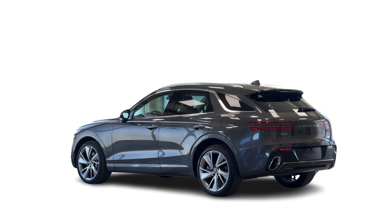 2025 GENESIS GV70