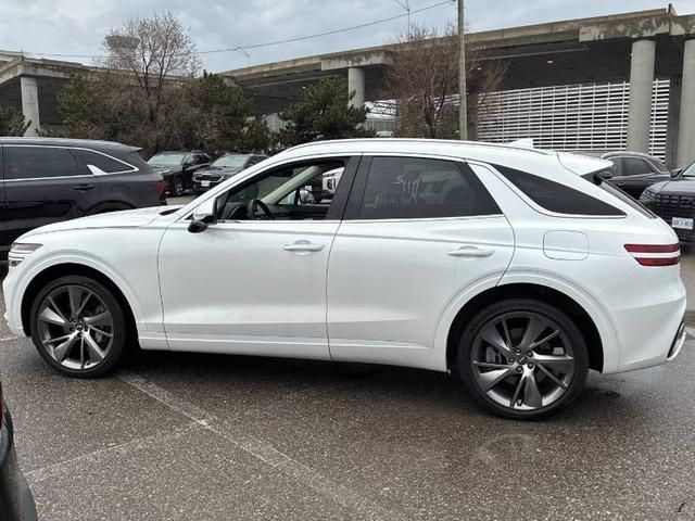 2025 GENESIS GV70