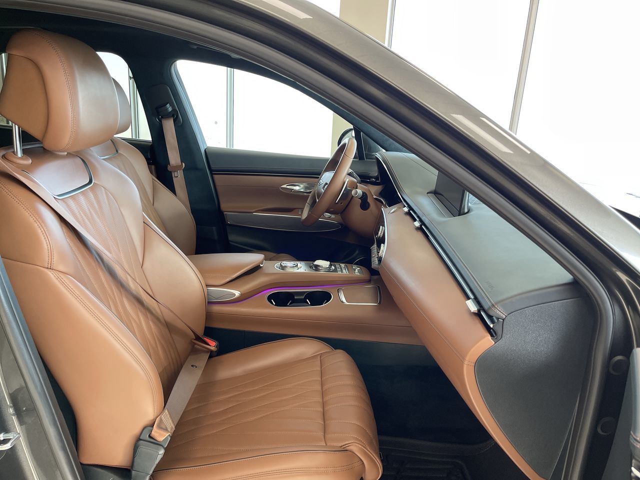 2025 GENESIS GV70
