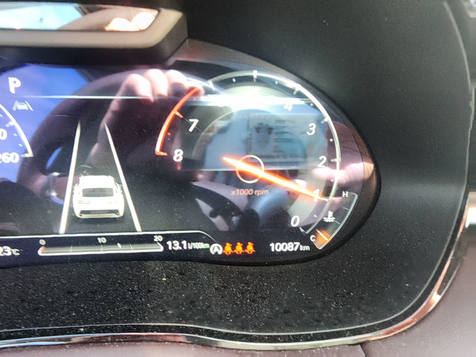 2025 GENESIS GV70