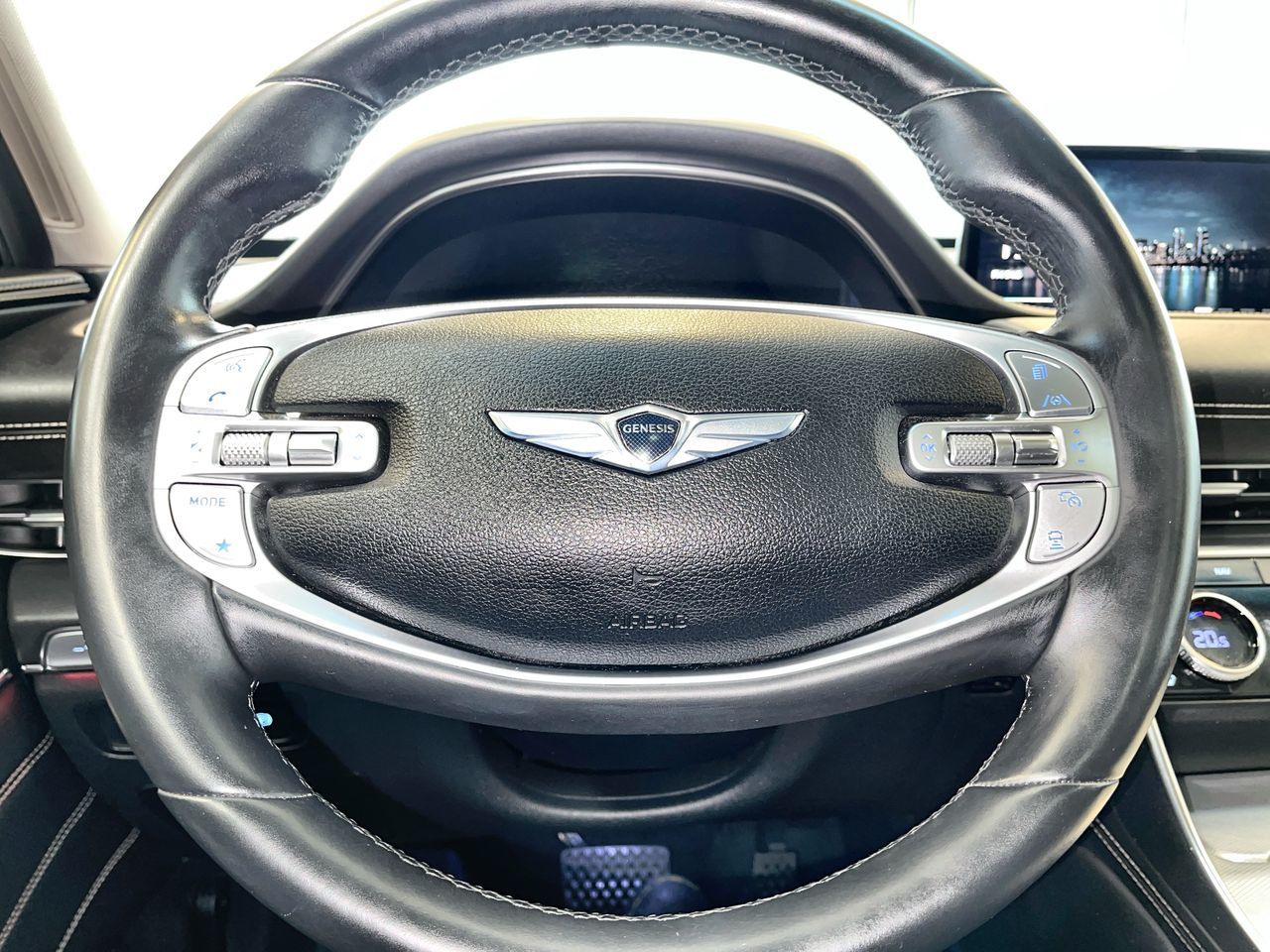 2023 GENESIS GV80
