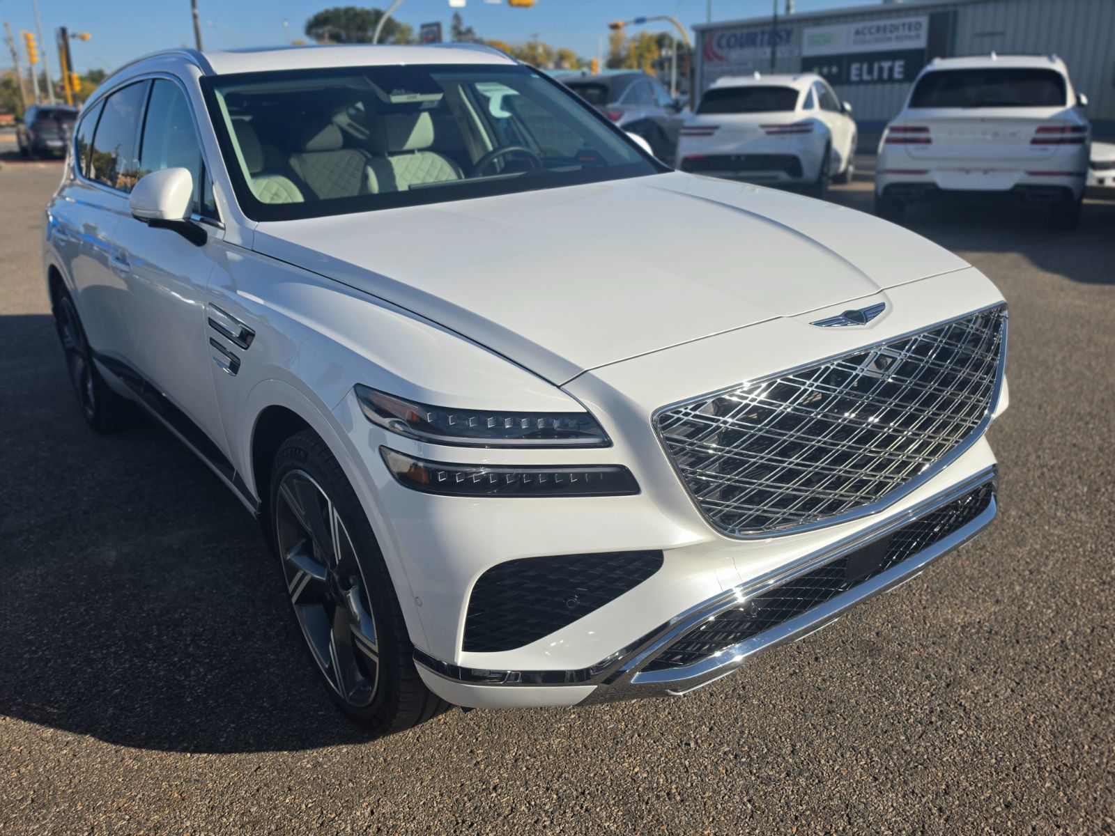 2025 GENESIS GV80