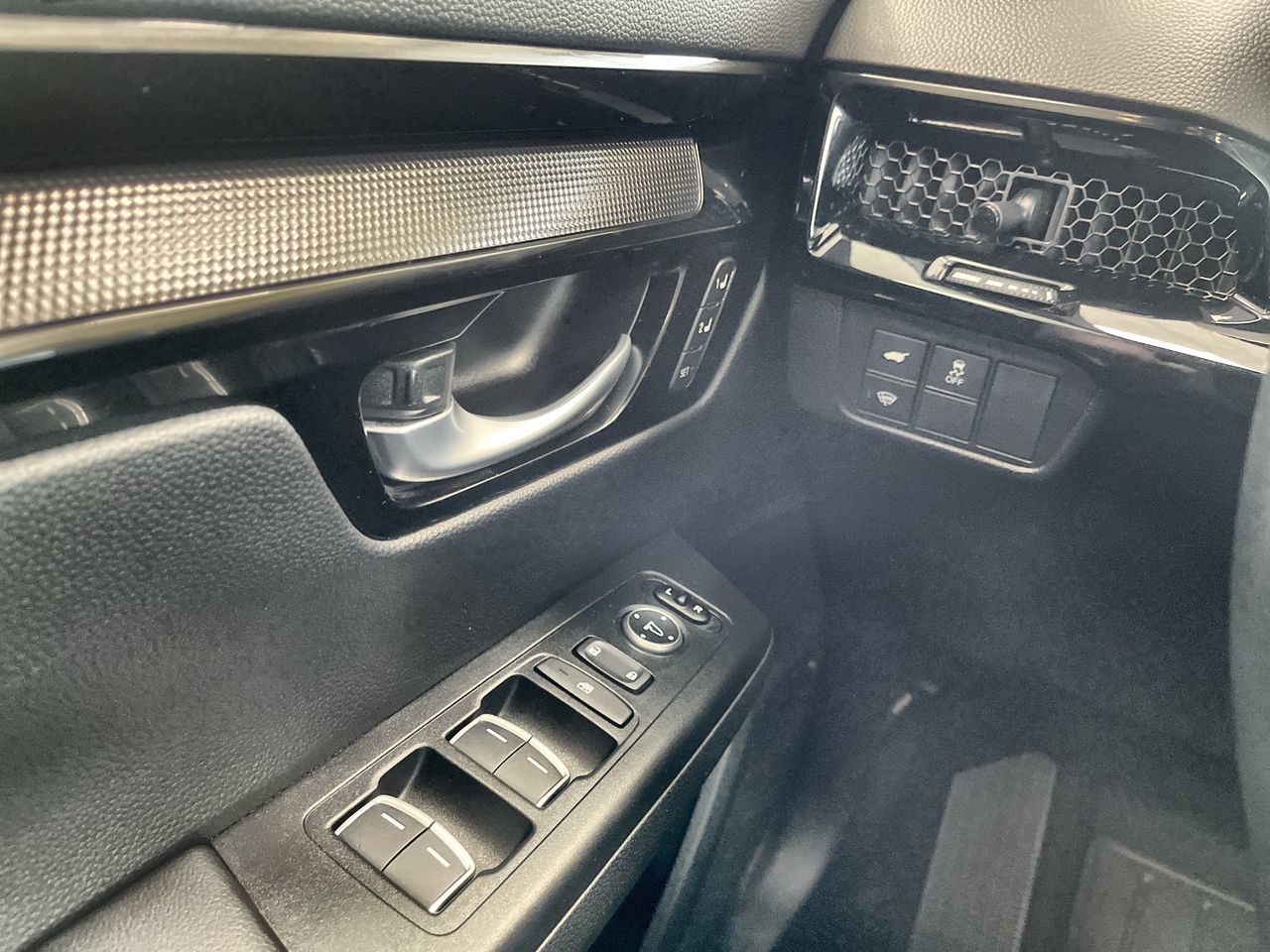 2025 Honda CR-V Hybrid