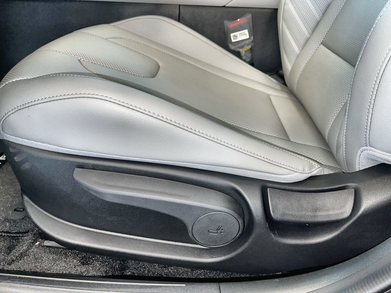 2025 Hyundai Elantra Hybrid in Regina, Saskatchewan