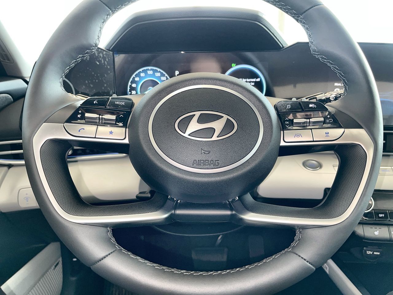 2025 Hyundai Elantra Hybrid in Regina, Saskatchewan