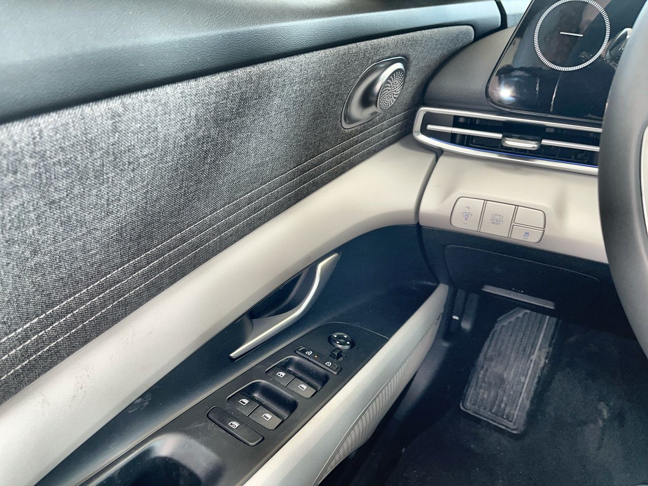 2026 Hyundai Elantra Hybrid