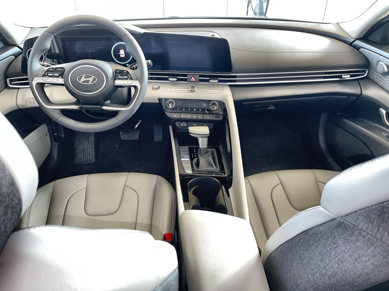 2026 Hyundai Elantra Hybrid