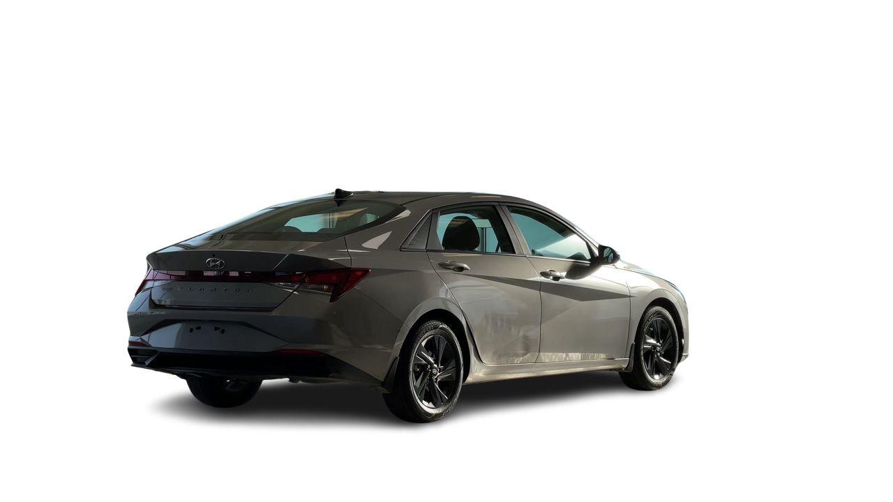 Hyundai Elantra Sedan  2023 à Regina, Saskatchewan