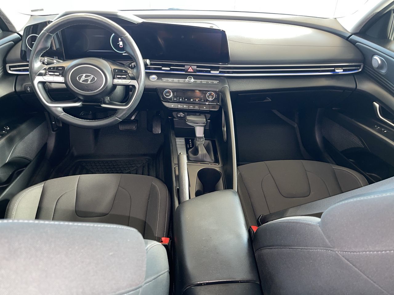 Hyundai Elantra Sedan  2023 à Regina, Saskatchewan