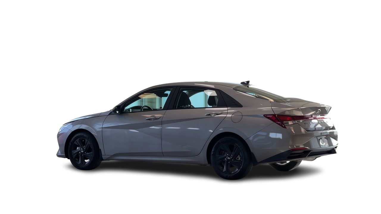 Hyundai Elantra Sedan  2023 à Regina, Saskatchewan