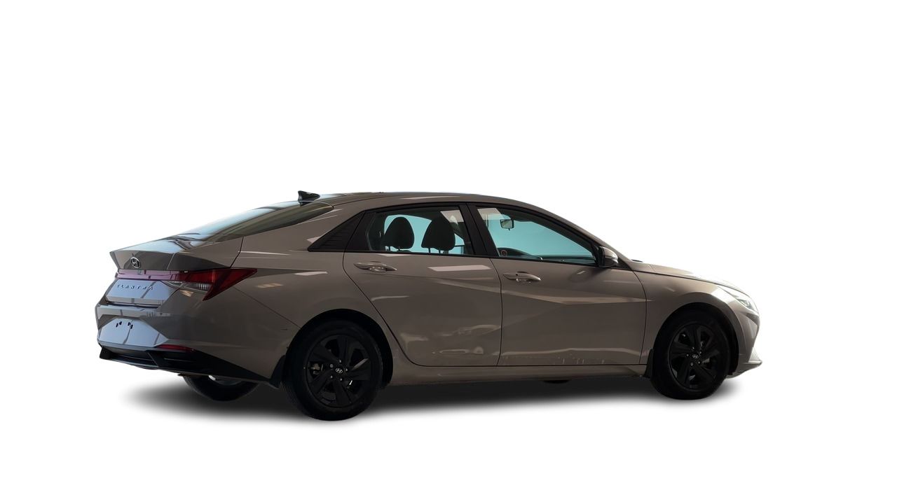 Hyundai Elantra Sedan  2023 à Regina, Saskatchewan