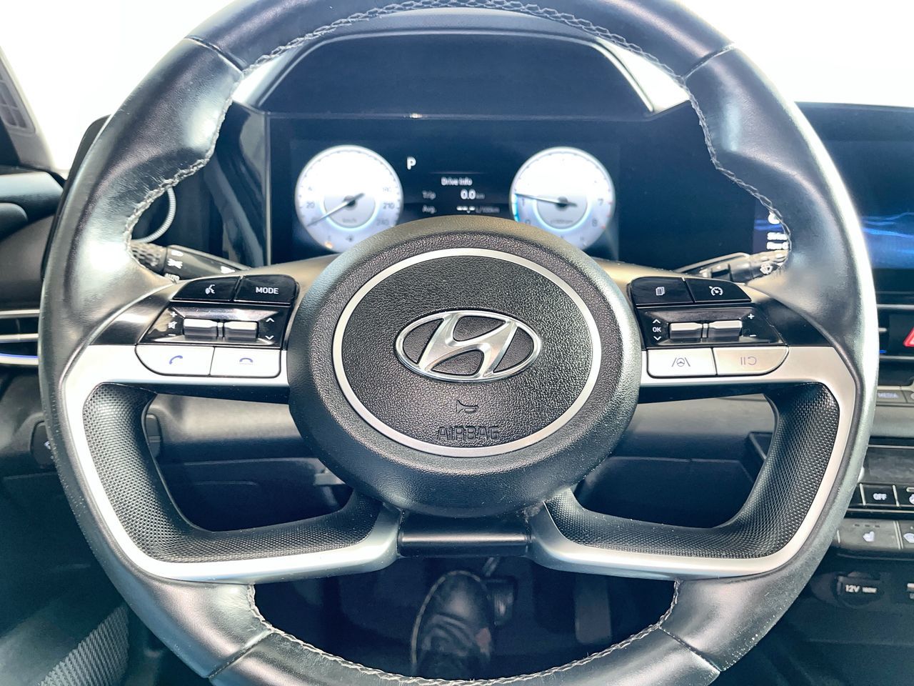 Hyundai Elantra Sedan  2023 à Regina, Saskatchewan