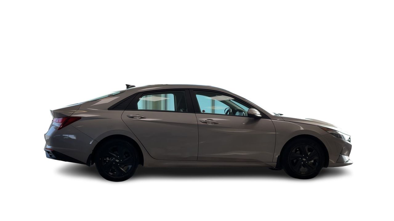Hyundai Elantra Sedan  2023 à Regina, Saskatchewan