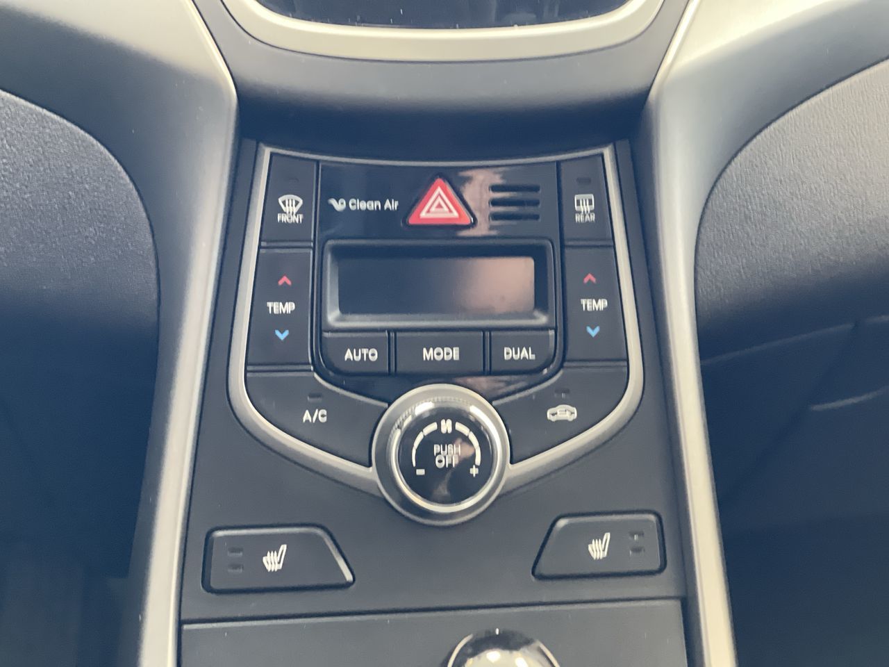 Hyundai Elantra  2014 à Regina, Saskatchewan