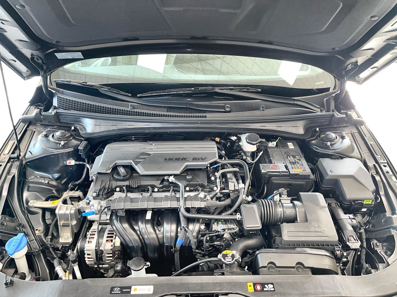 2025 Hyundai Elantra in Regina, Saskatchewan