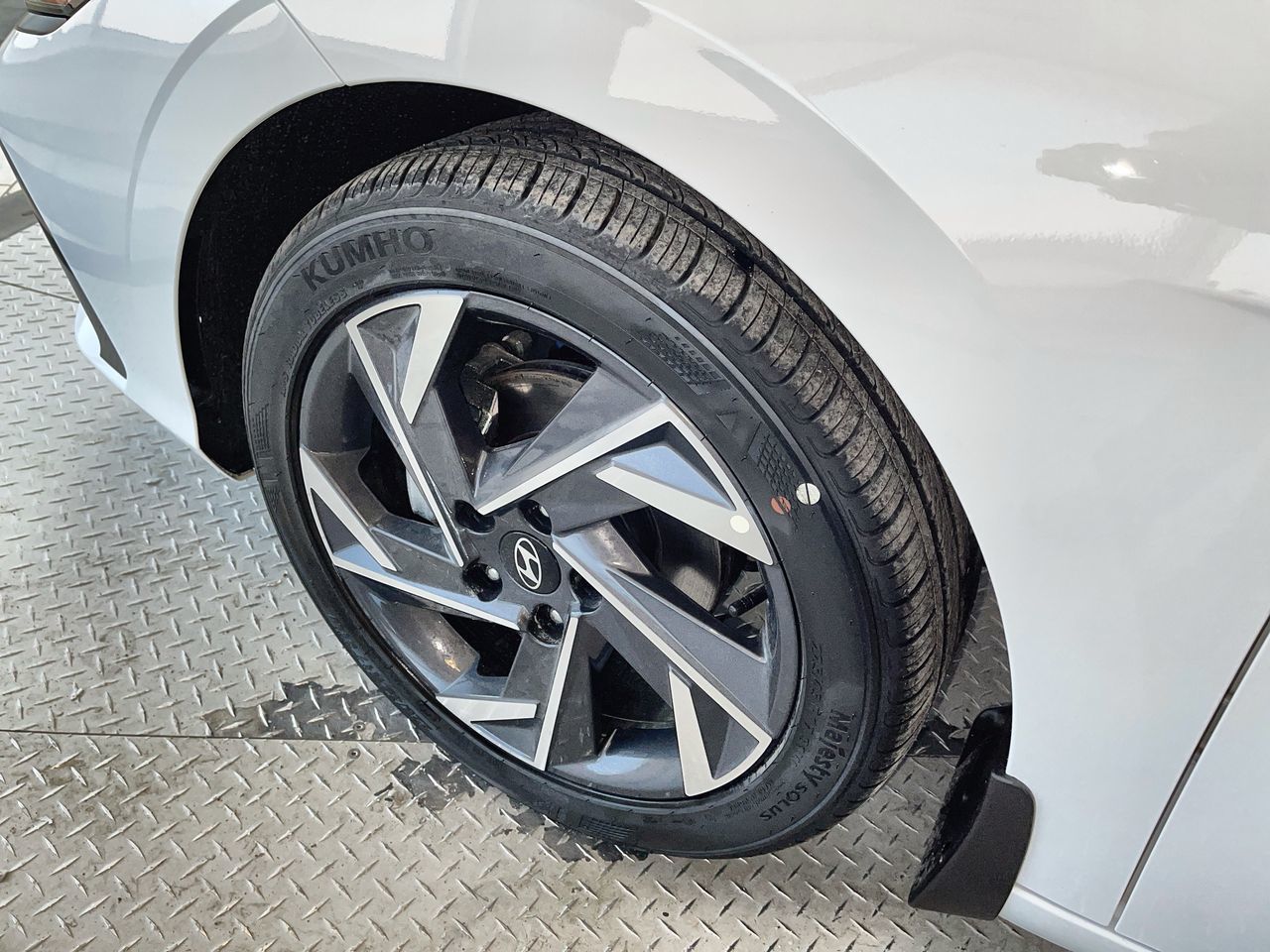2025 Hyundai Elantra in Regina, Saskatchewan