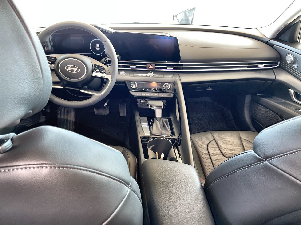 2025 Hyundai Elantra in Regina, Saskatchewan