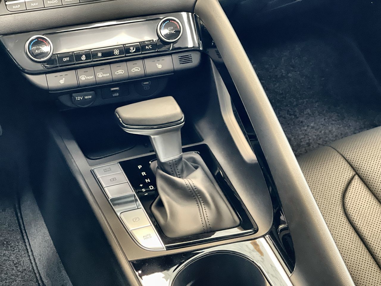 2025 Hyundai Elantra in Regina, Saskatchewan