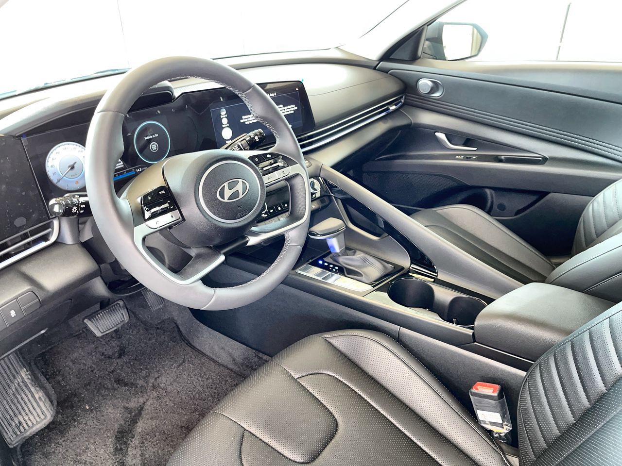 2025 Hyundai Elantra in Regina, Saskatchewan