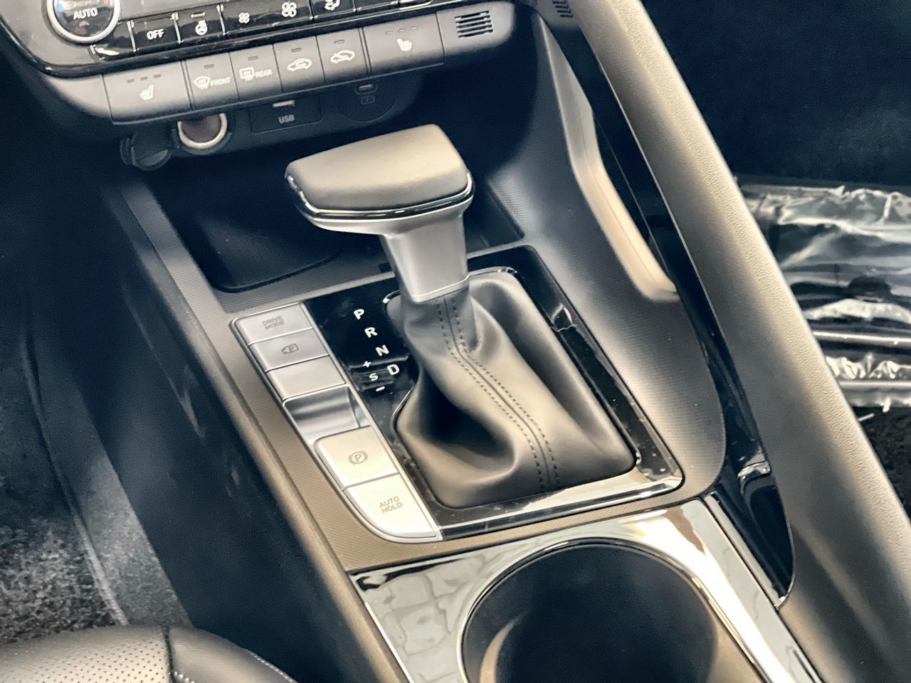 2025 Hyundai Elantra in Regina, Saskatchewan