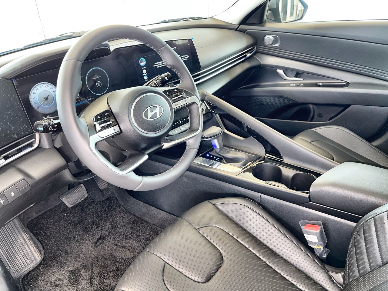 2025 Hyundai Elantra in Regina, Saskatchewan