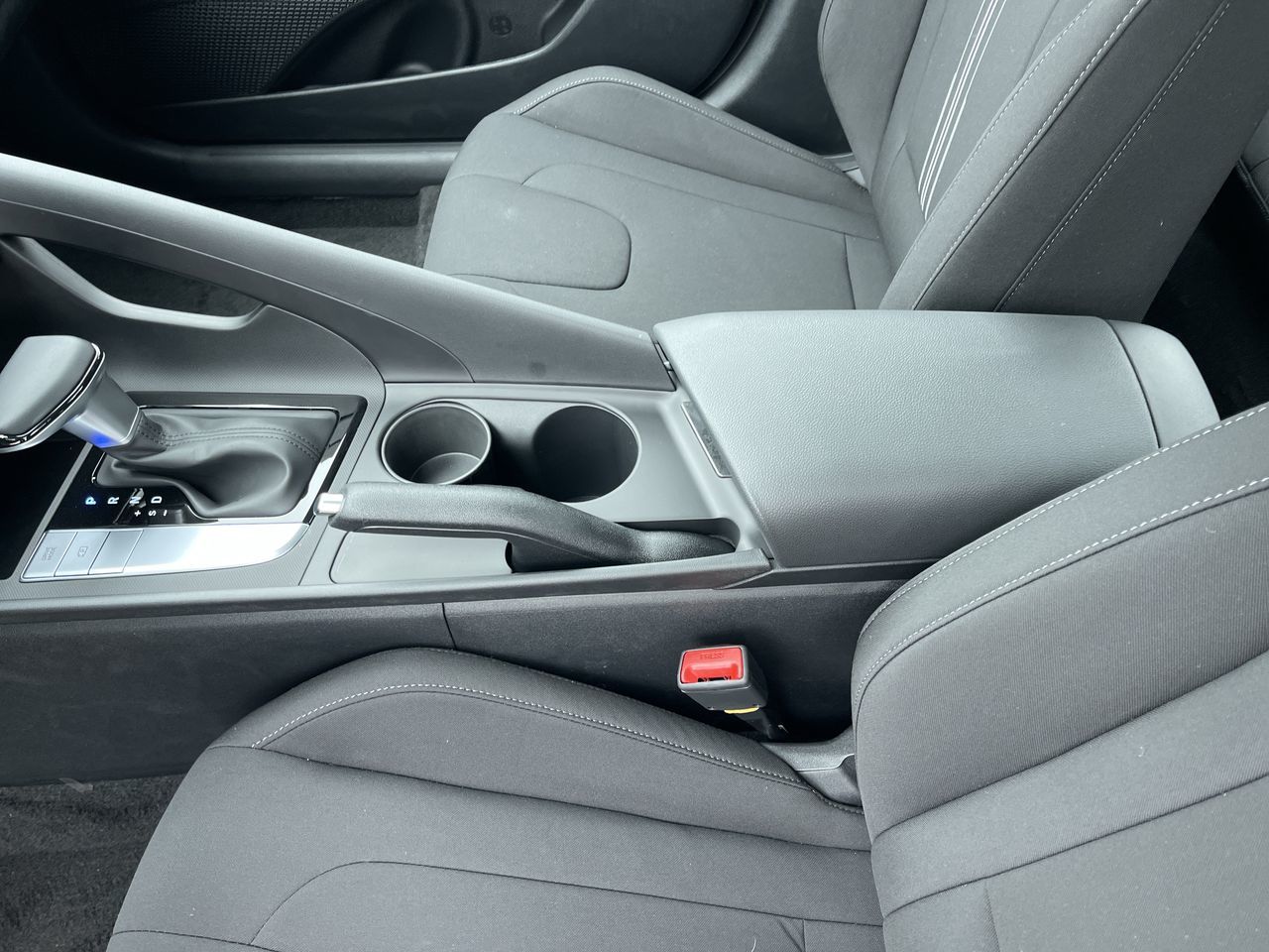 2025 Hyundai Elantra in Regina, Saskatchewan