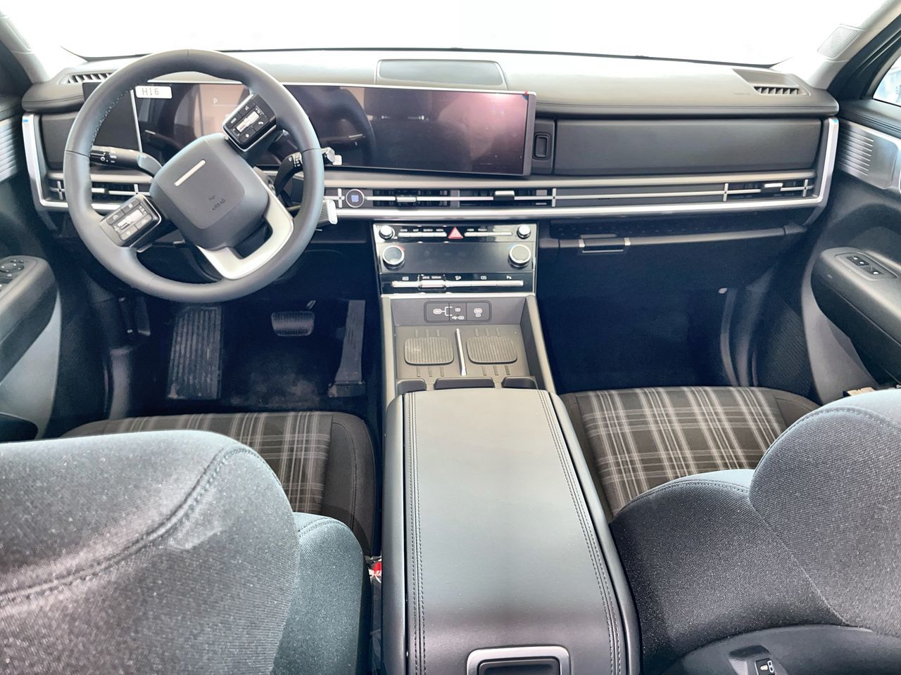 2025 Hyundai Santa Fe Hybrid in Regina, Saskatchewan
